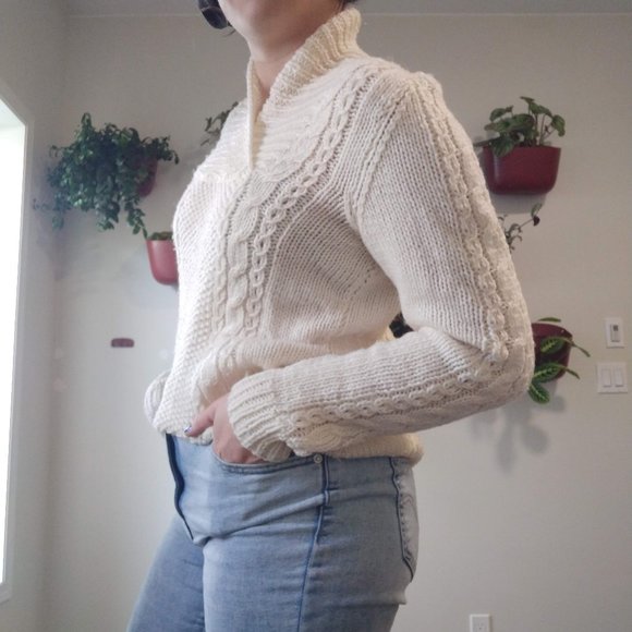 Cream Vintage Knit Sweater - Picture 5 of 8